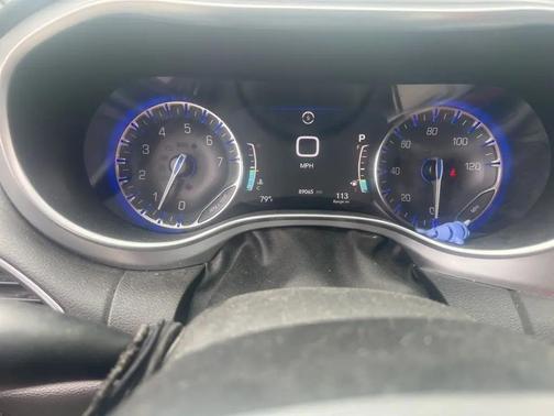 Billet Silver Metallic Clearcoat 2019 Chrysler Pacifica Touring Plus