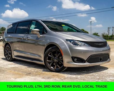 Billet Silver Metallic Clearcoat 2019 Chrysler Pacifica Touring Plus