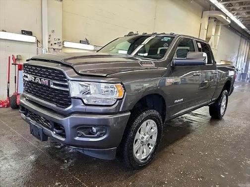 2022 RAM 2500 Big Horn Crew Cab 4x4 6'4' Box