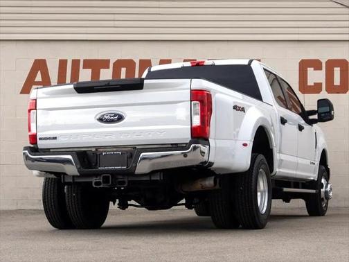 2017 Ford F-350 XLT