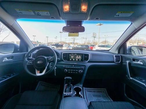 2022 Kia Sportage LX