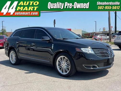 Infinite Black Metallic 2019 Lincoln MKT Reserve