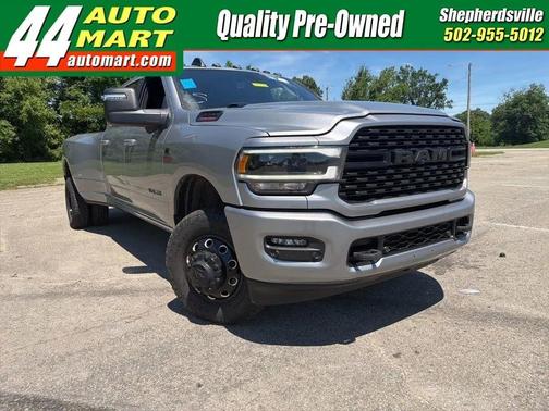 Billet Silver Metallic Clearcoat 2023 RAM 3500 Big Horn Crew Cab 4x4 8' Box