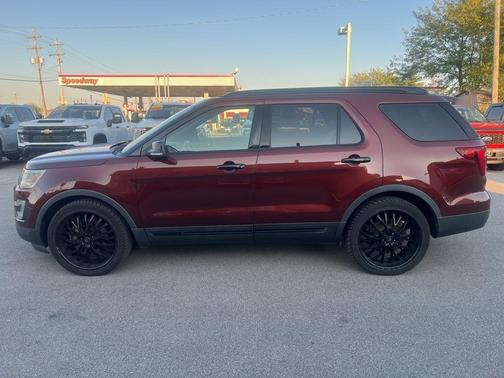 2016 Ford Explorer Sport