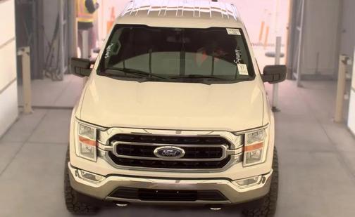 Oxford White 2021 Ford F-150 XLT