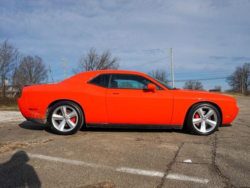 2009 Dodge Challenger SRT8