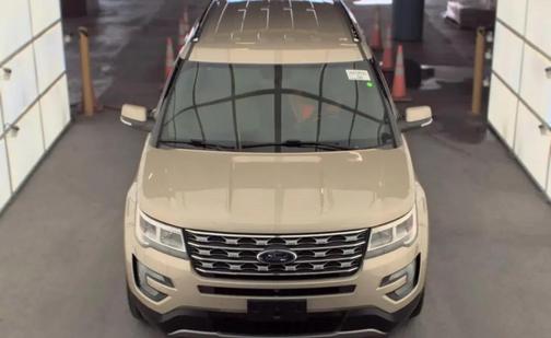 White Gold Metallic 2017 Ford Explorer Limited