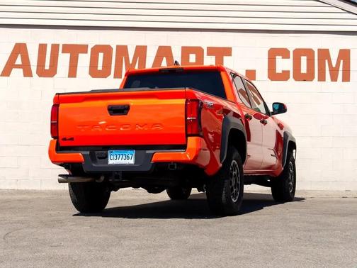 2024 Toyota Tacoma TRD Off-Road