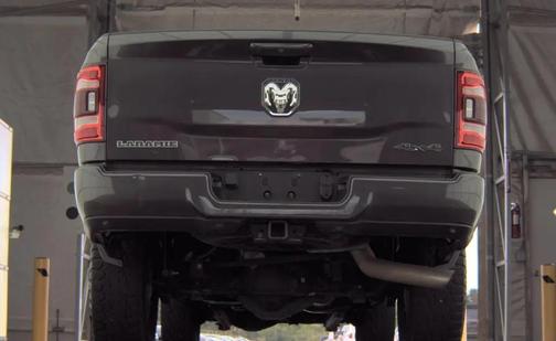 Granite Crystal Metallic Clearcoat 2022 RAM 2500 Laramie Crew Cab 4x4 6'4' Box