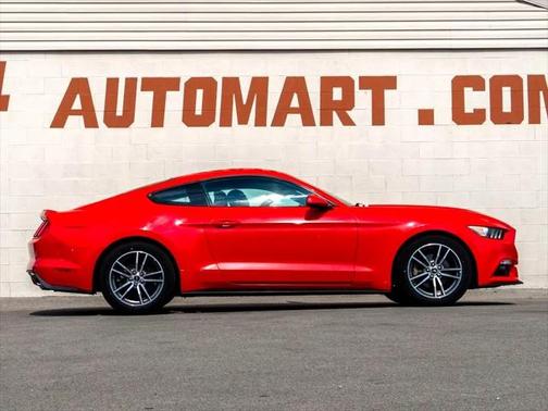 2017 Ford Mustang EcoBoost Premium