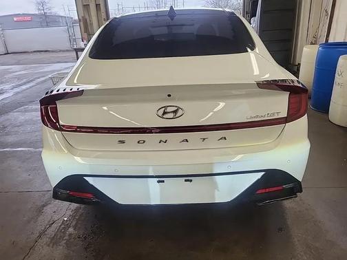 2022 Hyundai SONATA Limited