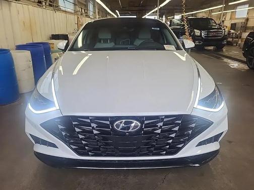 2022 Hyundai SONATA Limited
