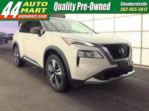 Pearl White Tricoat/Super Black 2023 Nissan Rogue Platinum
