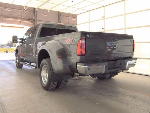 2015 Ford F-350 Lariat