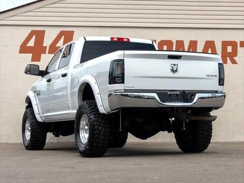 2018 RAM 2500 Tradesman Crew Cab 4x4 6'4' Box