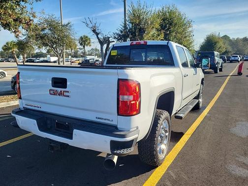 2017 GMC Sierra 2500 Denali