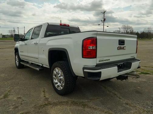 Summit White 2017 GMC Sierra 2500 Denali