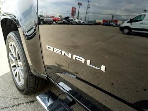 2021 GMC Canyon Denali