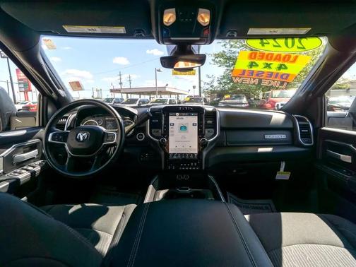 2024 RAM 3500 Big Horn Crew Cab 4x4 8' Box