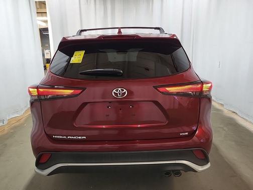 2022 Toyota Highlander XSE