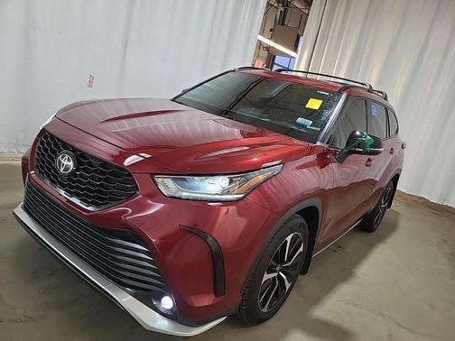 2022 Toyota Highlander XSE