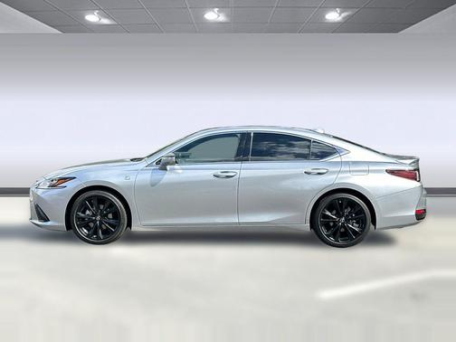 Iridium 2024 Lexus ES 300h Base