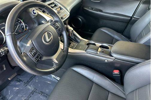 2019 Lexus NX 300h Base