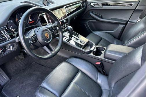 Black 2022 Porsche Macan Macan