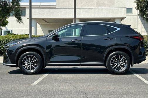 2025 Lexus NX 250 Base