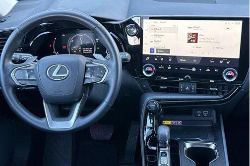 2025 Lexus NX 350h Premium