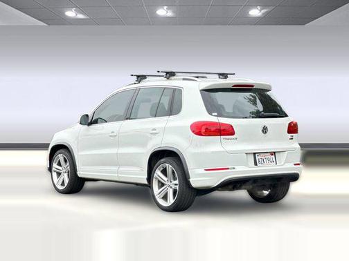 2016 Volkswagen Tiguan R-Line