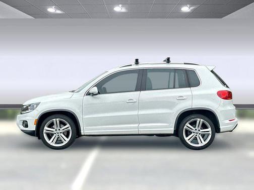 2016 Volkswagen Tiguan R-Line
