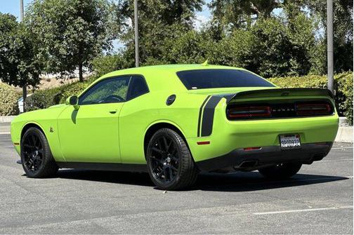 2015 Dodge Challenger R/T Scat Pack