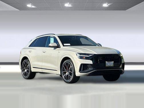 2023 Audi Q8 55 Prestige