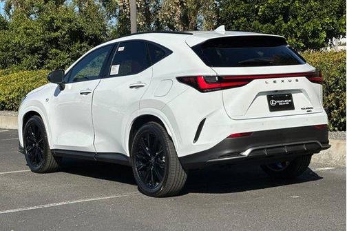 2026 Lexus NX 450h+ F SPORT Handling