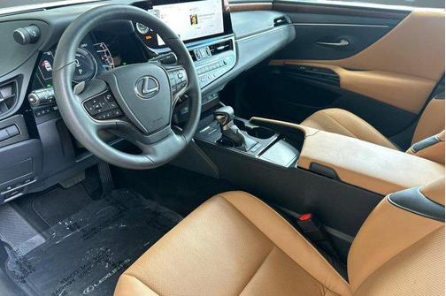 Eminent White Pearl 2025 Lexus ES 300h Base