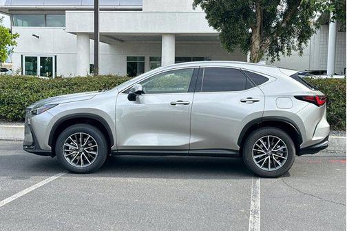 Atomic Silver 2024 Lexus NX 250 Base