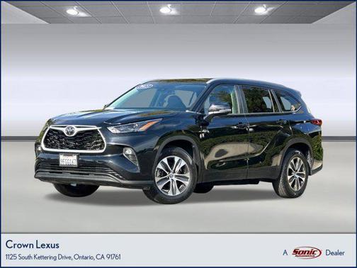 2023 Toyota Highlander XLE