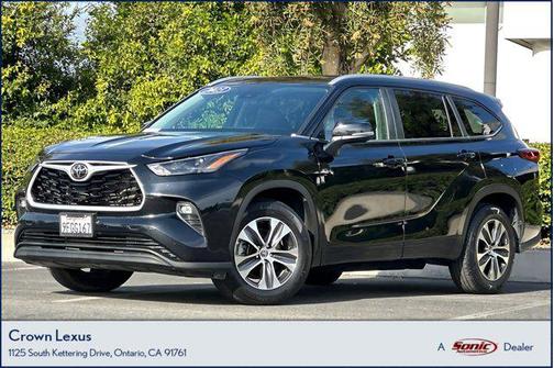 2023 Toyota Highlander XLE