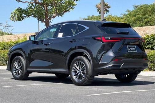 2025 Lexus NX 350h Premium