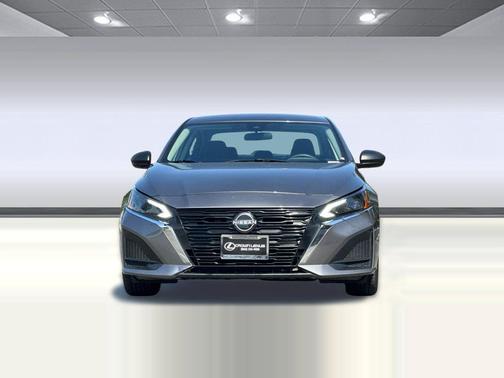 Gun Metallic 2024 Nissan Altima 2.5 SV