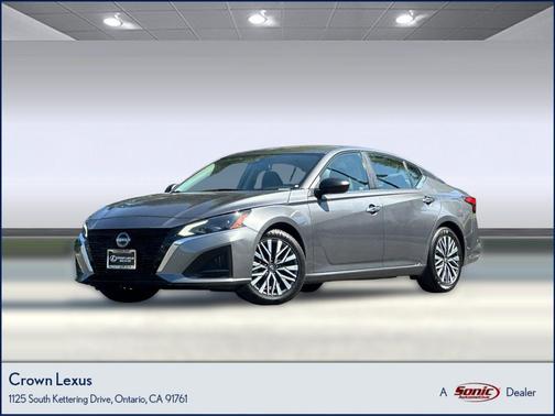 Gun Metallic 2024 Nissan Altima 2.5 SV