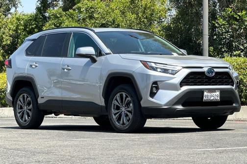 Silver Sky Metallic 2022 Toyota RAV4 Hybrid XLE Premium