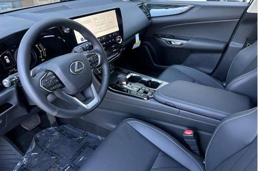 2026 Lexus NX 450h+ Premium