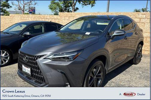 2025 Lexus NX 450h+ Luxury