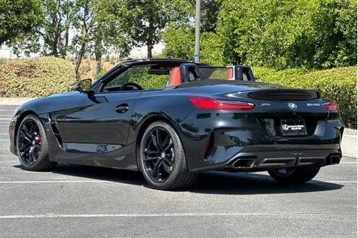 Black Sapphire Metallic 2024 BMW Z4 M40i