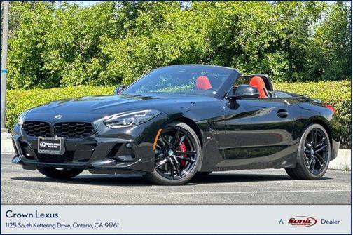 Black Sapphire Metallic 2024 BMW Z4 M40i