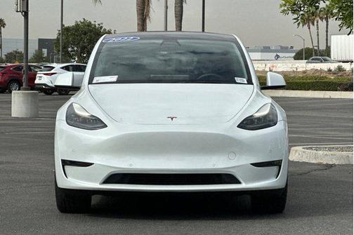 2022 Tesla Model Y Long Range Dual Motor All-Wheel Drive