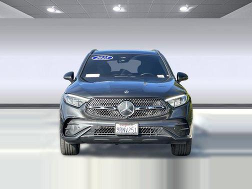 2025 Mercedes-Benz GLC 300 4MATIC
