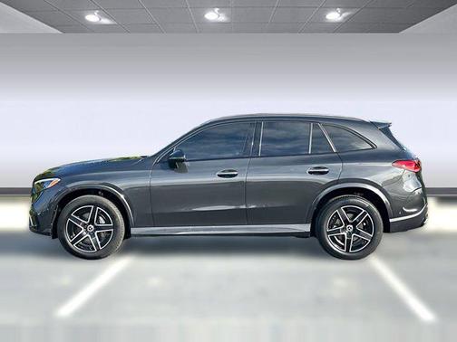 2025 Mercedes-Benz GLC 300 4MATIC